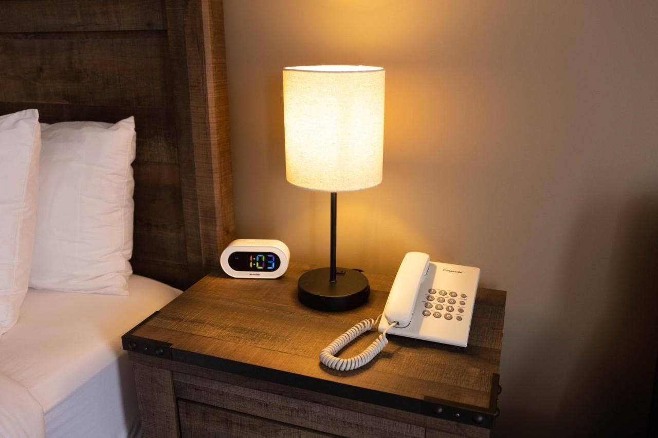 Motel 7 Inn & Suites Beresford ภายนอก รูปภาพ